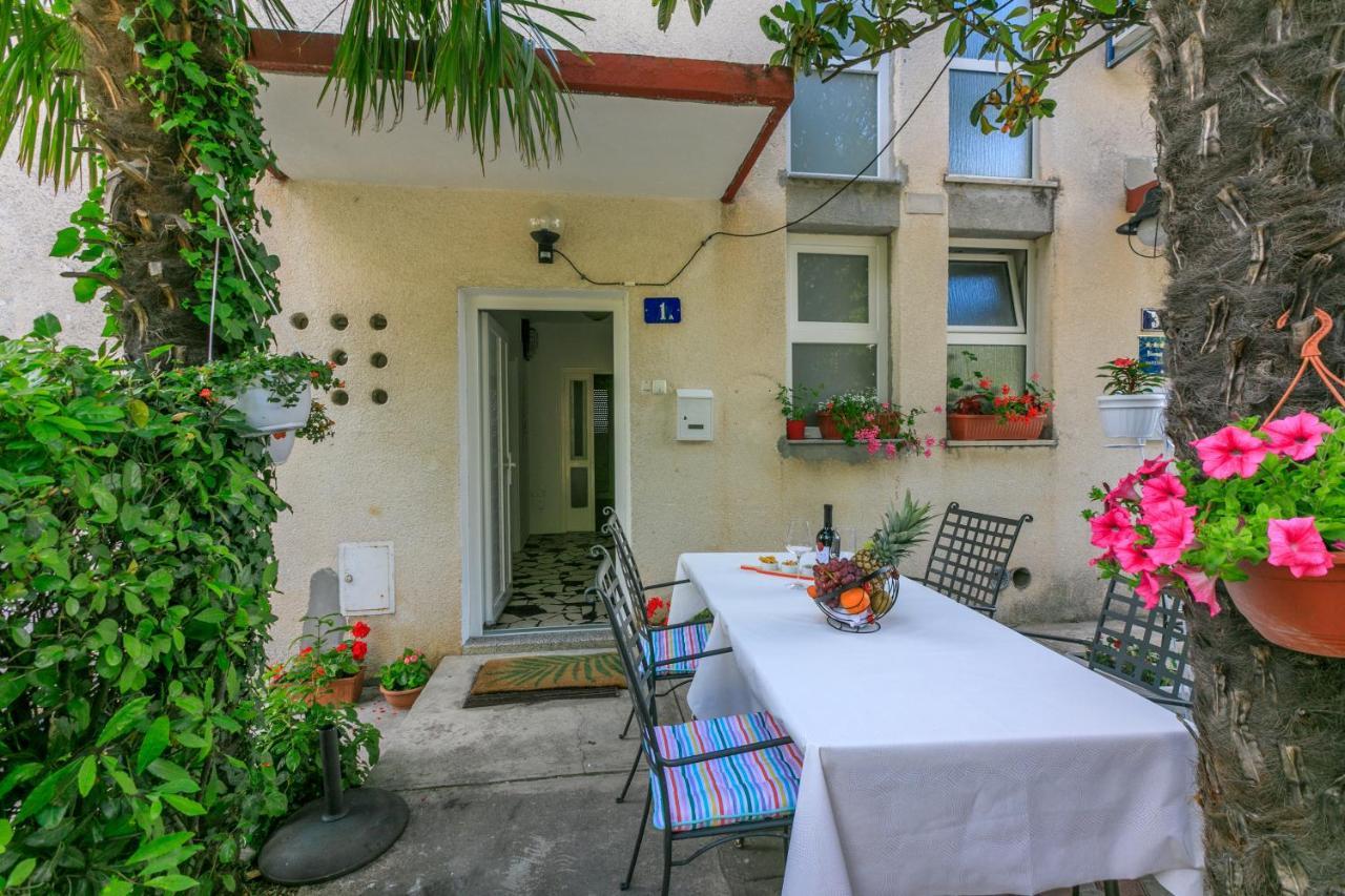 Apartment Carpe Diem "Pet Friendly" Crikvenica Exterior photo
